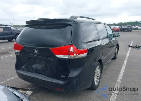 2012 Toyota Sienna Xle V6 8 Passenger из США, поврежденный, VIN 5TDYK3DC3CS255214